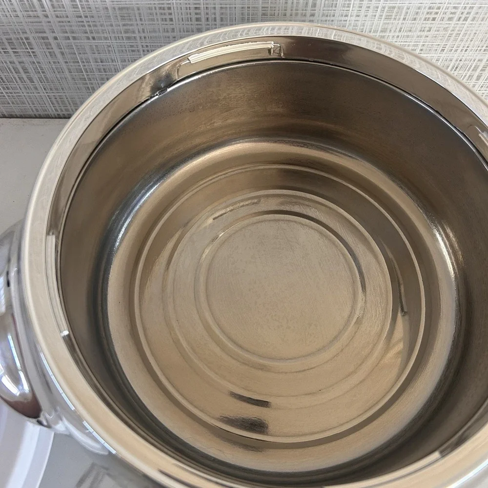 Milton Fiesta 2500 Inner Stainless‎ Steel White Casserole, 2 Quart BPA Free BxRR